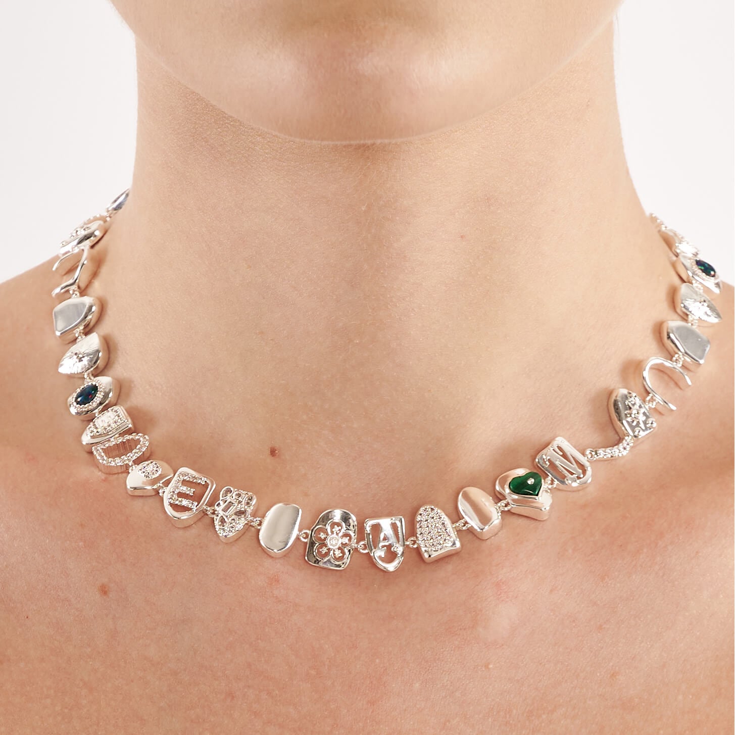 The Erin Taylor necklace silver – MEDEA